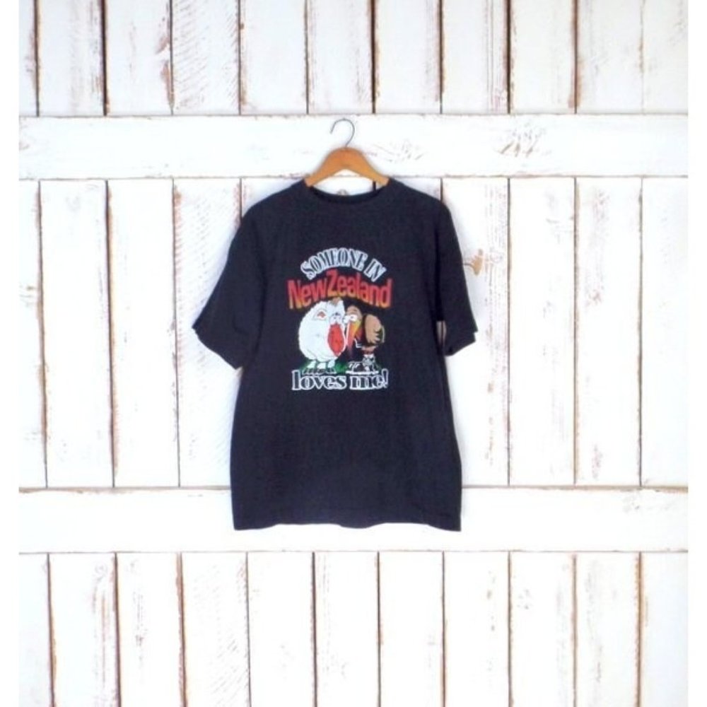 Black New Zealand t shirt